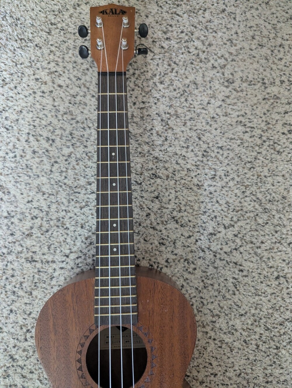 Kala Soprano Ukulele in Warm Mahogany - Picture 3 of 6